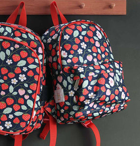 *NEU* Kleiner Rucksack / Erdbeeren