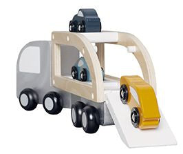 Autotransporter mit Sportwagen