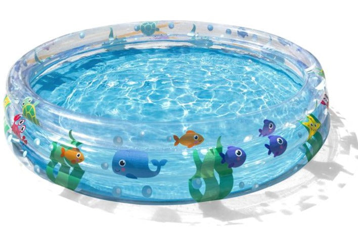 Großes, buntes Schwimmbecken
