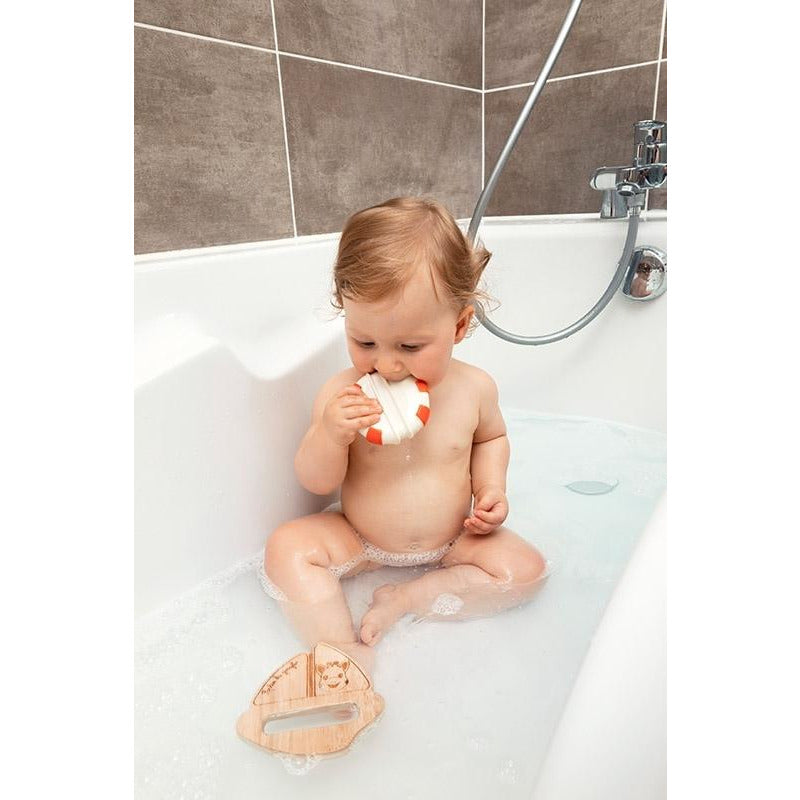 Sophie la girafe® So'Pure - Greifling/Beißring Boot / Naturkautschuk + Kautschukbaumholz