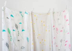 lulujo Bamboo Swaddle Mulltuch / 120 x 120 cm / Pink Kite