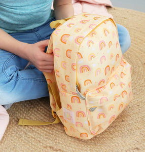 Kleiner Rucksack / Regenbogen